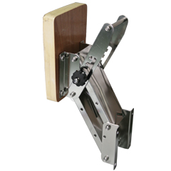 Nosač vanbrod. motora s drv. pločom do 40kg (25ks) SKU: 95890<br />JM: kom pak.: 4 min: 1