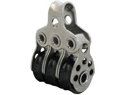 Koloturnik trostruki Micro, D5mm SKU: 95809<br />JM: kom pak.: 1 min: 1