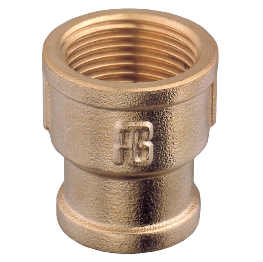 Ravna spojnica za reduk., Ž-Ž, mesing 1 1/2 -1 1/4 SKU: 41906<br />JM: kom pak.: 10 min: 1