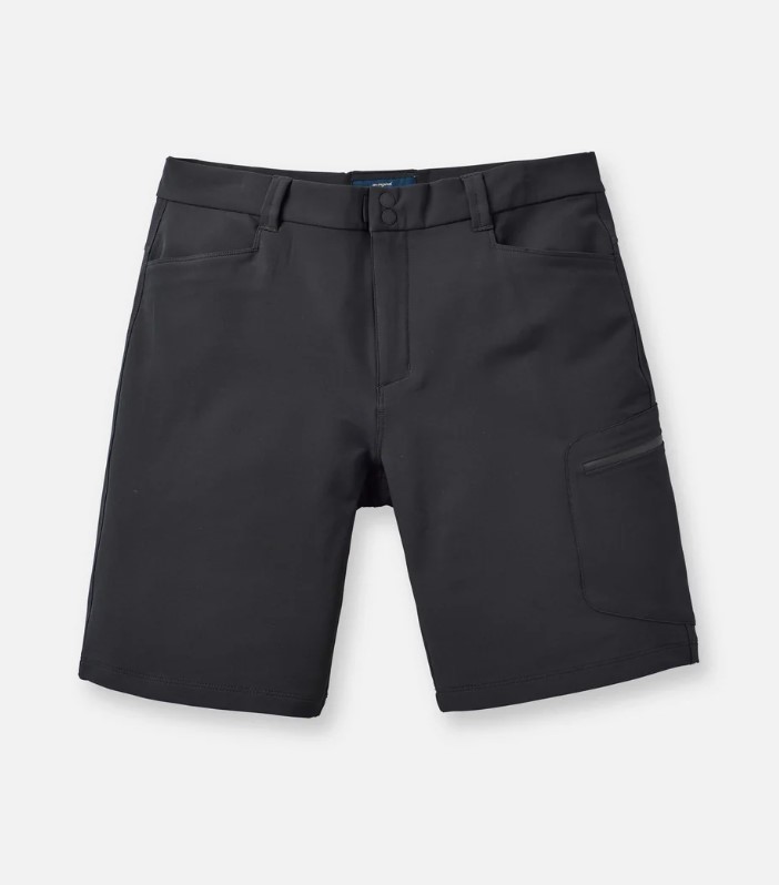 Henri-Lloyd Hlače kratke muške, crna, vel.38 SKU: 42941<br />JM: kom pak.: 1 min: 1