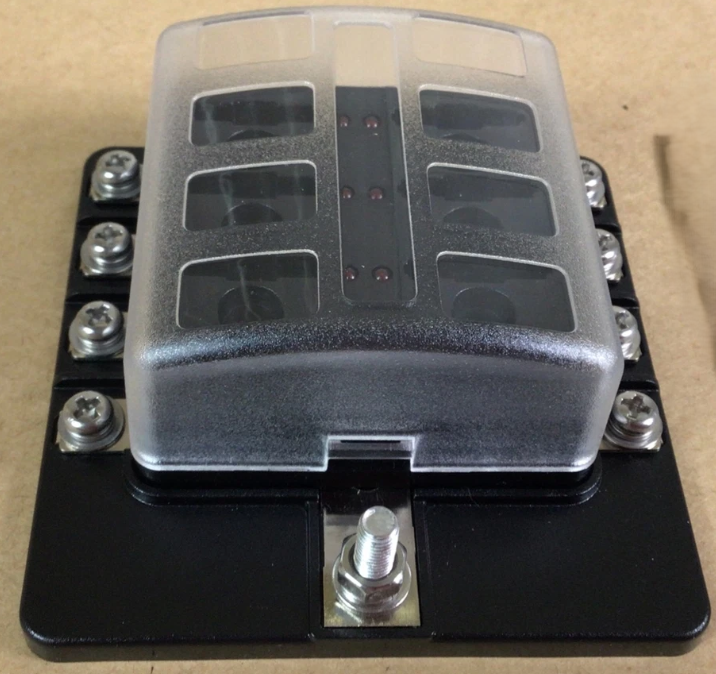 Kutija za kućište osigurača (8 osigurača) SKU: 70434<br />JM: kom pak.: 100 min: 1