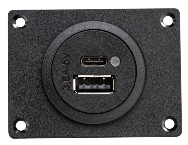 Utčnica dvostruka USB (1xUSB, 1xUSB-C) SKU: 70499<br />JM: kom pak.: 400 min: 1